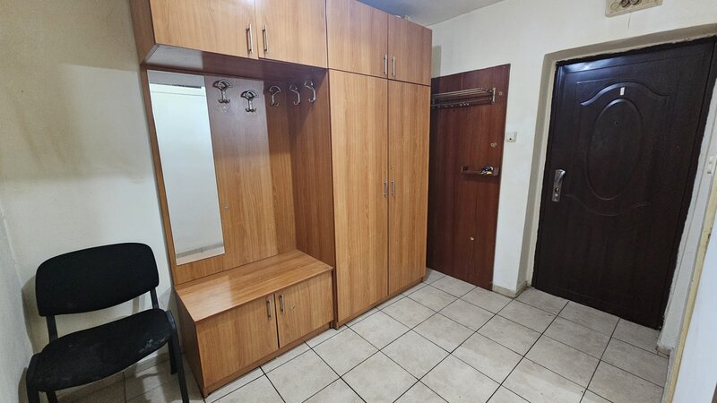 Lacul Tei, Facultatea De Constructii, proprietar